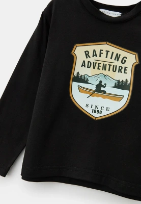 Лонгслив чёрный с принтом "Rafting Adventure" 